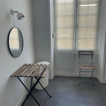 Pretty House With Garden Near Reims Champagne Hébergement de vacances Cormontreuil