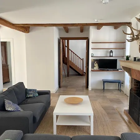 Holiday home Pretty House With Garden Near Reims Champagne Cormontreuil